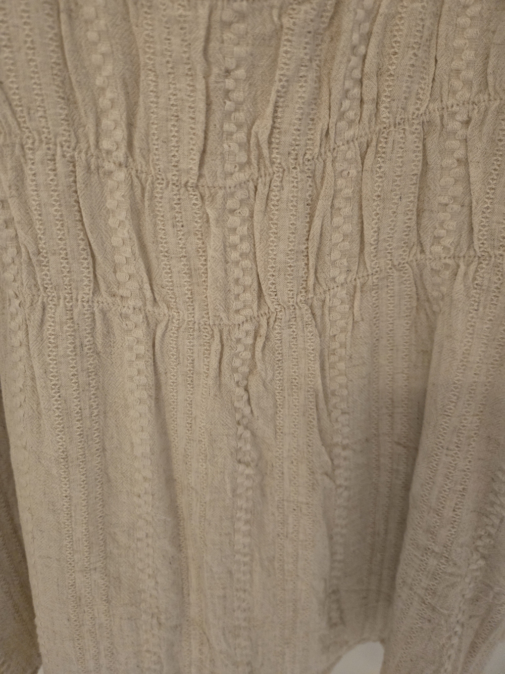 Linen Tank Small - Picture 2 of 4